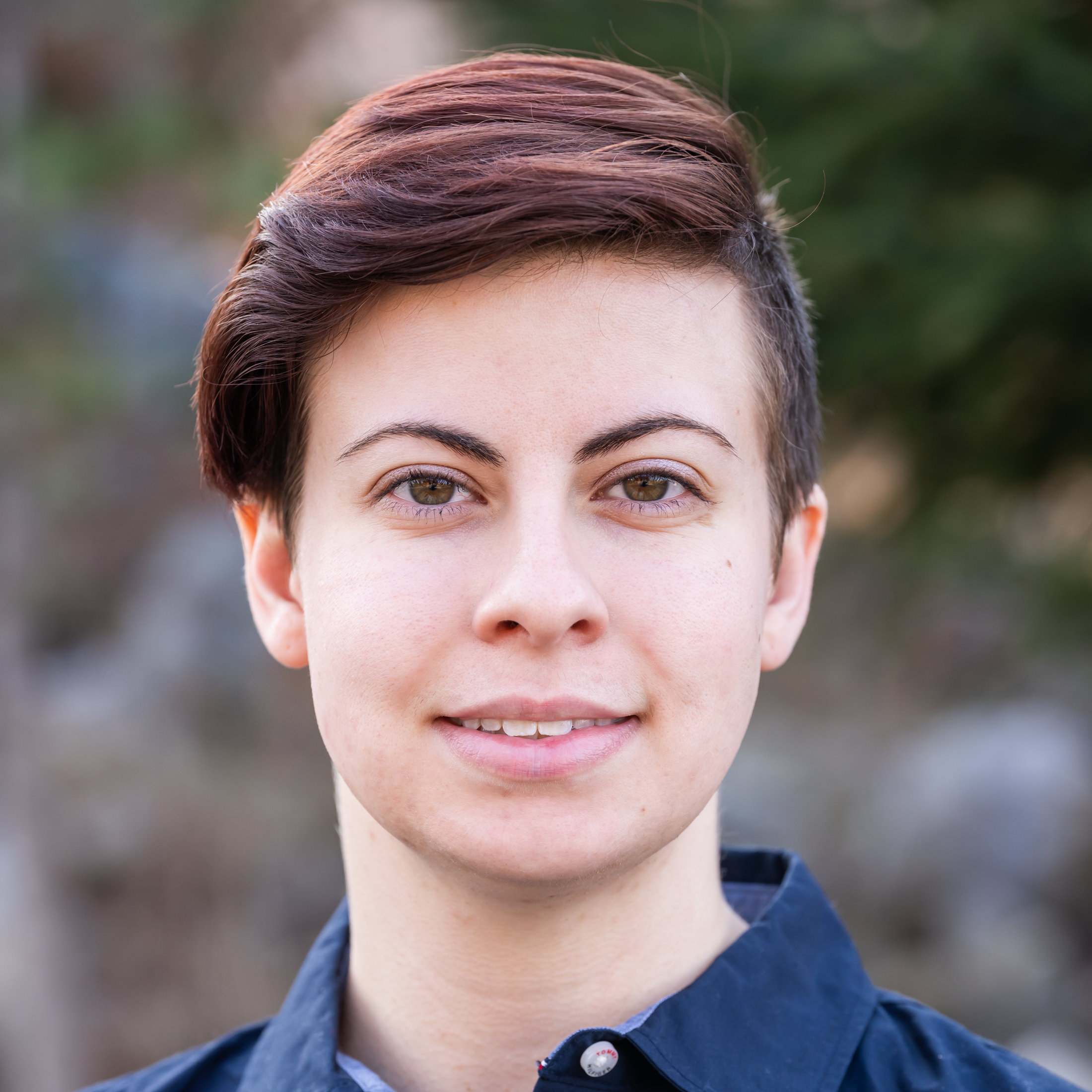 Professioal Headshot of Haley Bassett