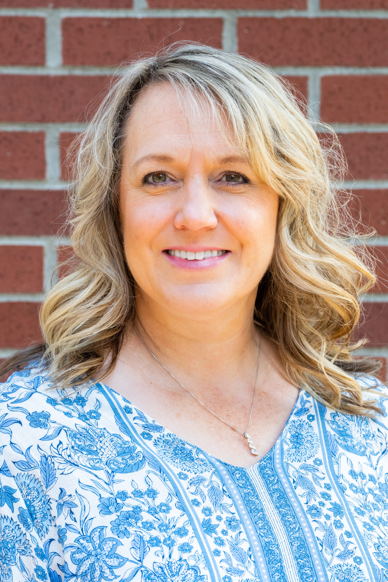 Professional Headshot of Laura Bernatz