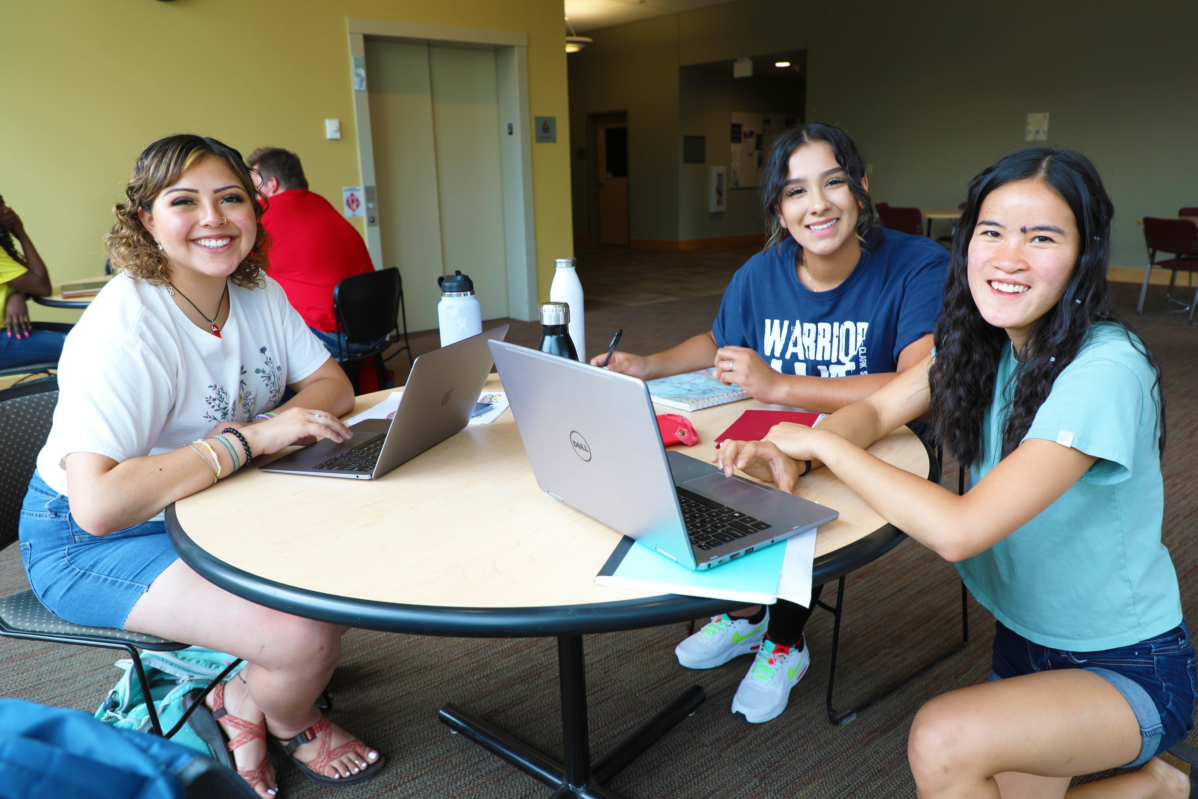 LC state students studying