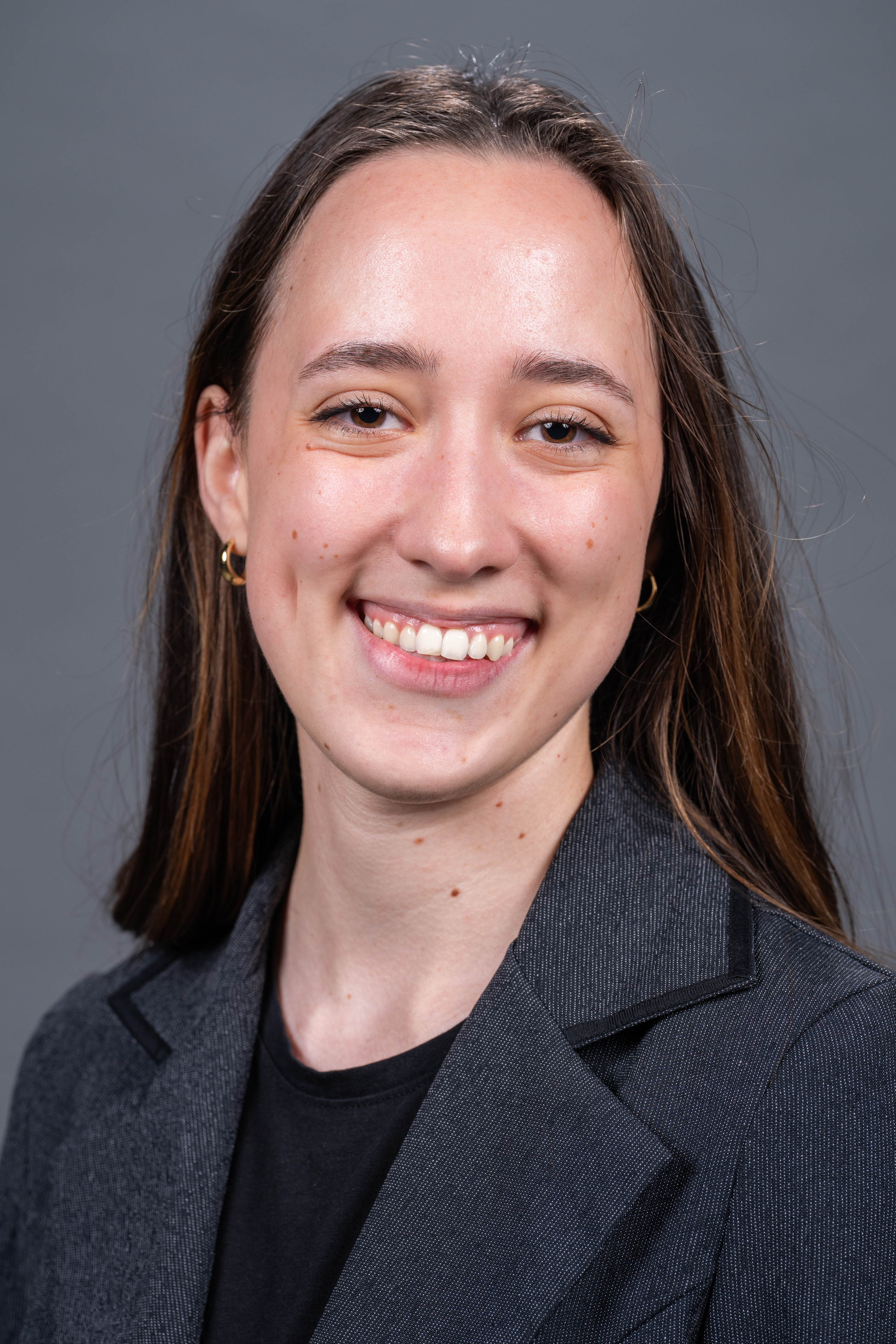 Professional Headshot of Josie Hafer