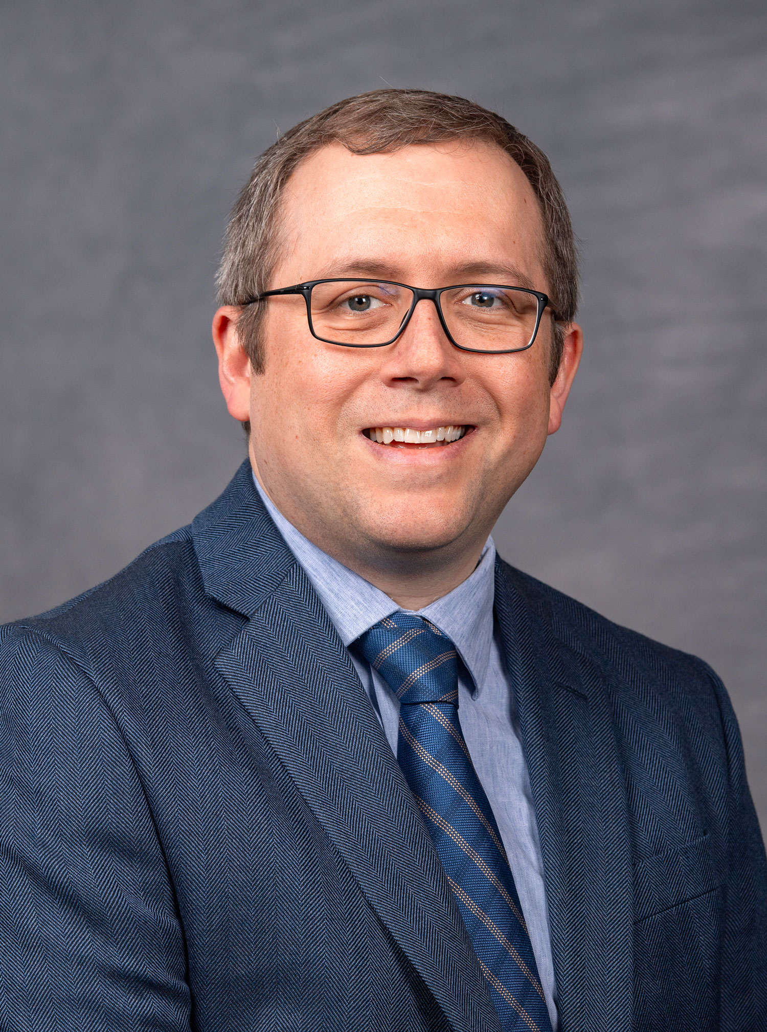 Professional Headshot of Chris Jones